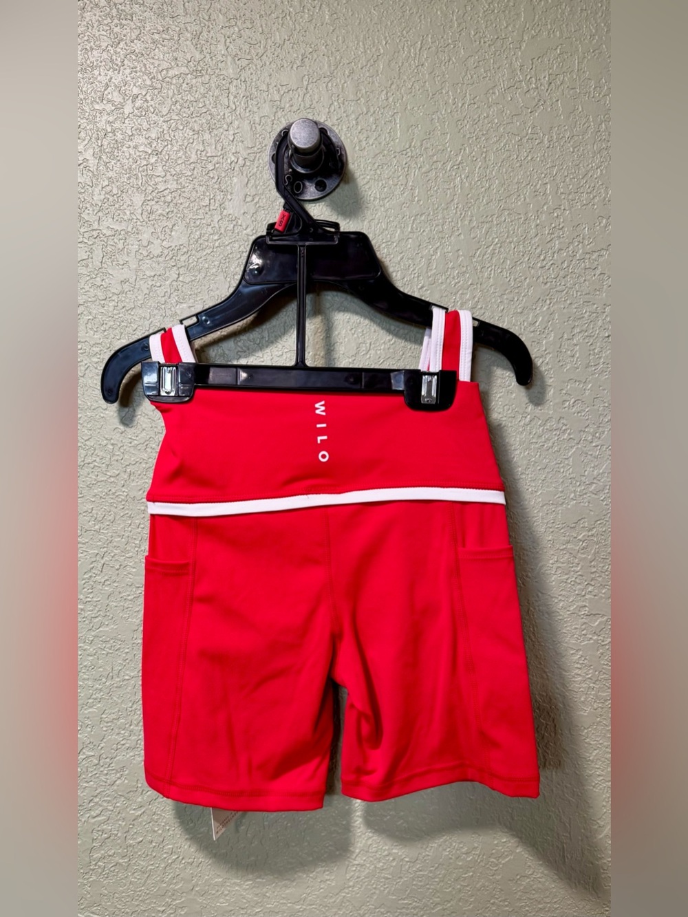 Wilo Womens Red Tank Style Sports Bra with White Trim & Biker Shorts SET NWT XS - Picture 4 of 5